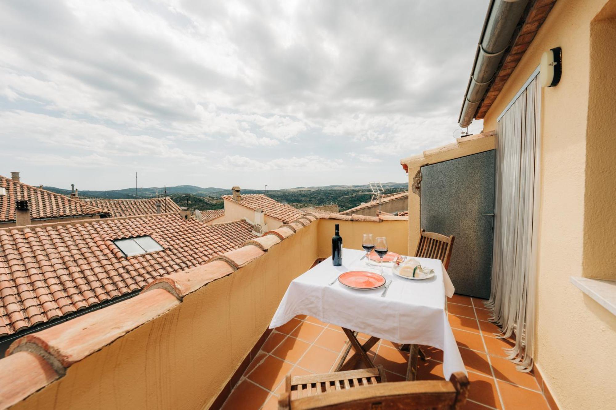 Apartamentos Stetic 2 Morella Bagian luar foto