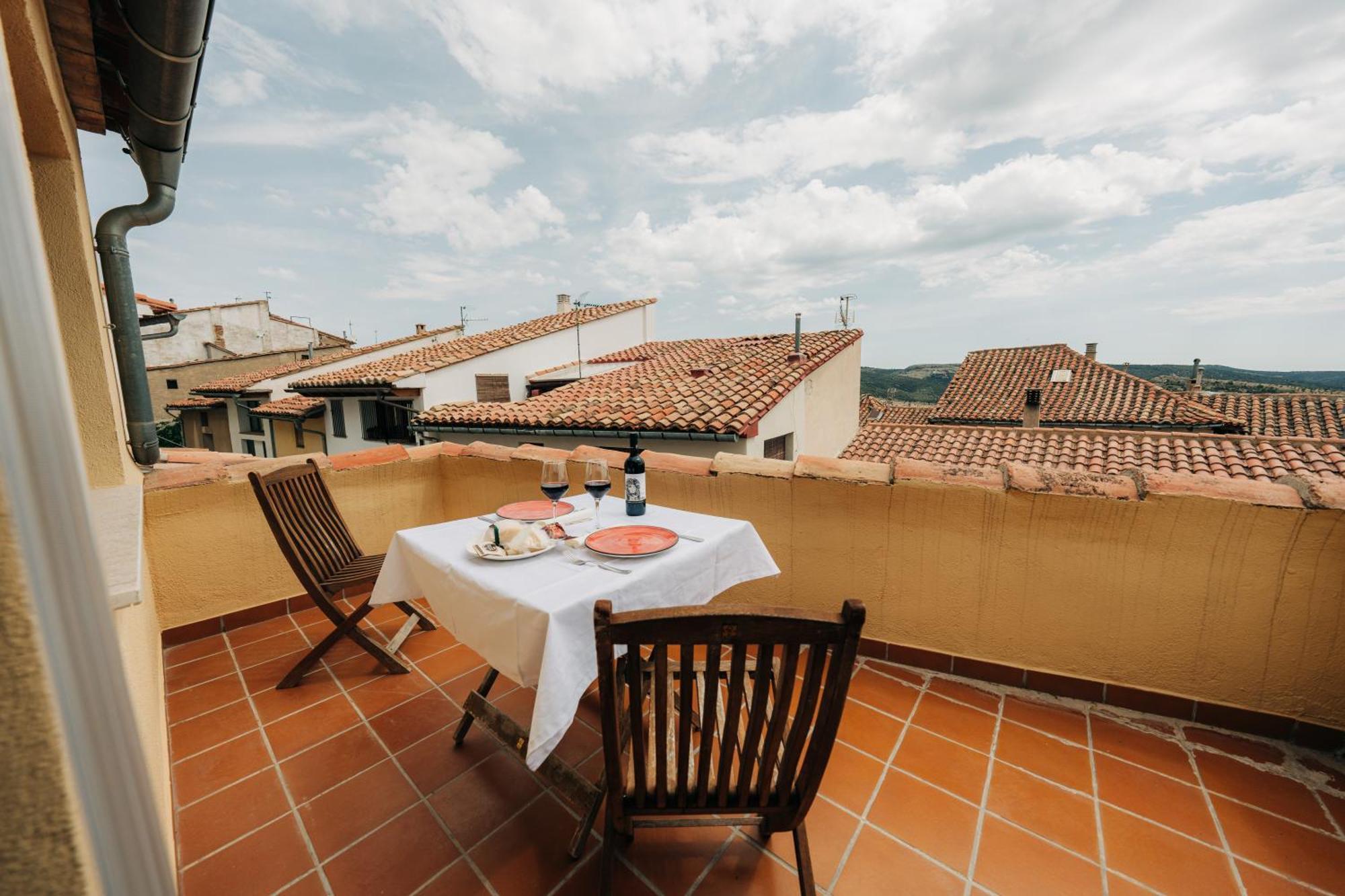 Apartamentos Stetic 2 Morella Bagian luar foto